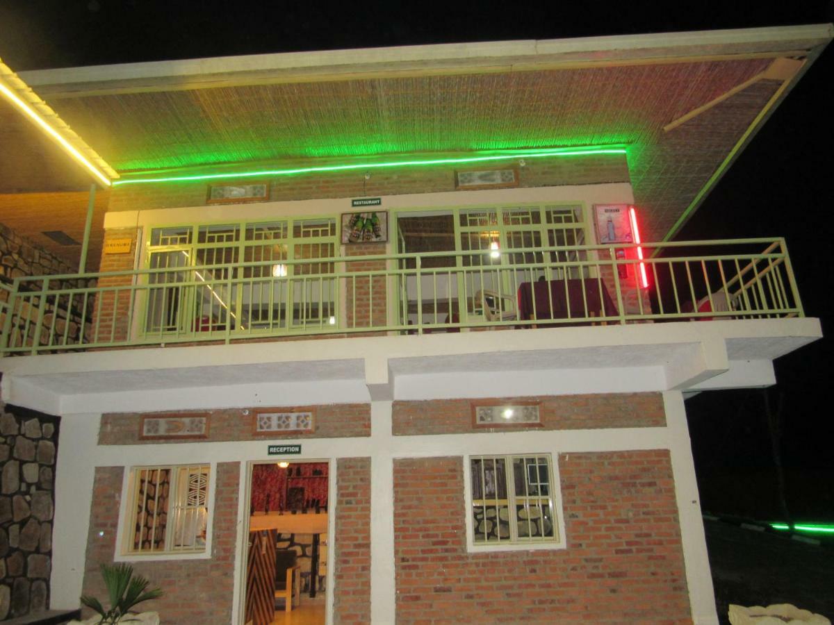 Rebero Kivu Resort Kibuye エクステリア 写真