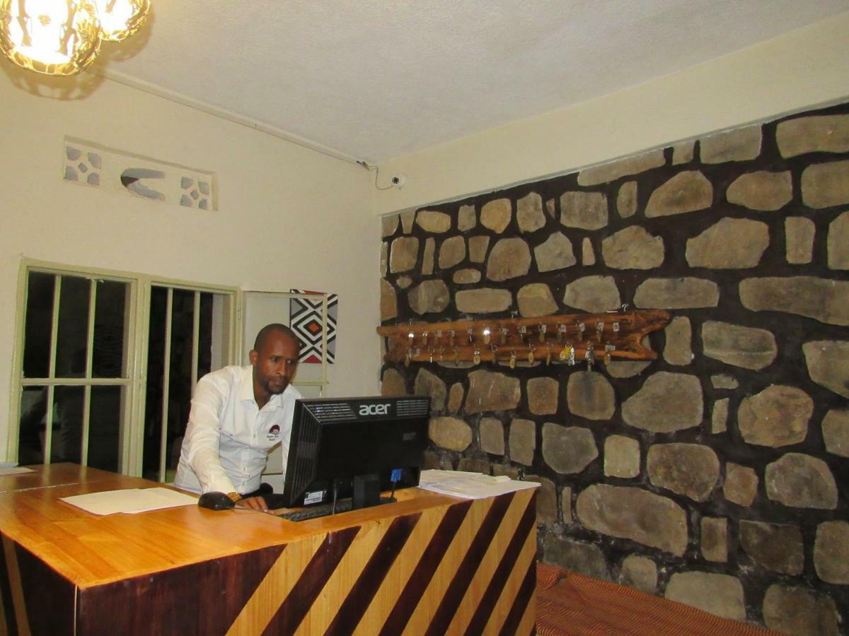 Rebero Kivu Resort Kibuye エクステリア 写真