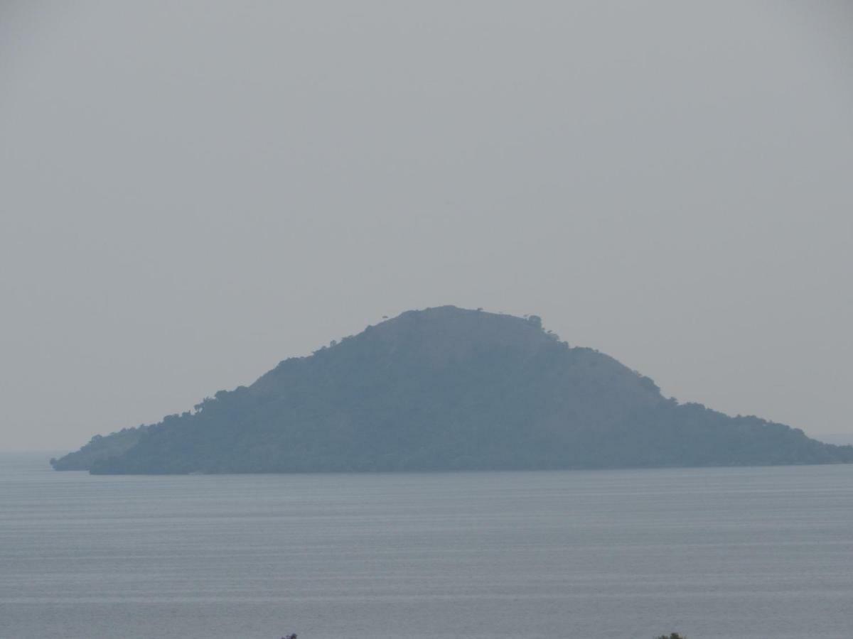 Rebero Kivu Resort Kibuye エクステリア 写真